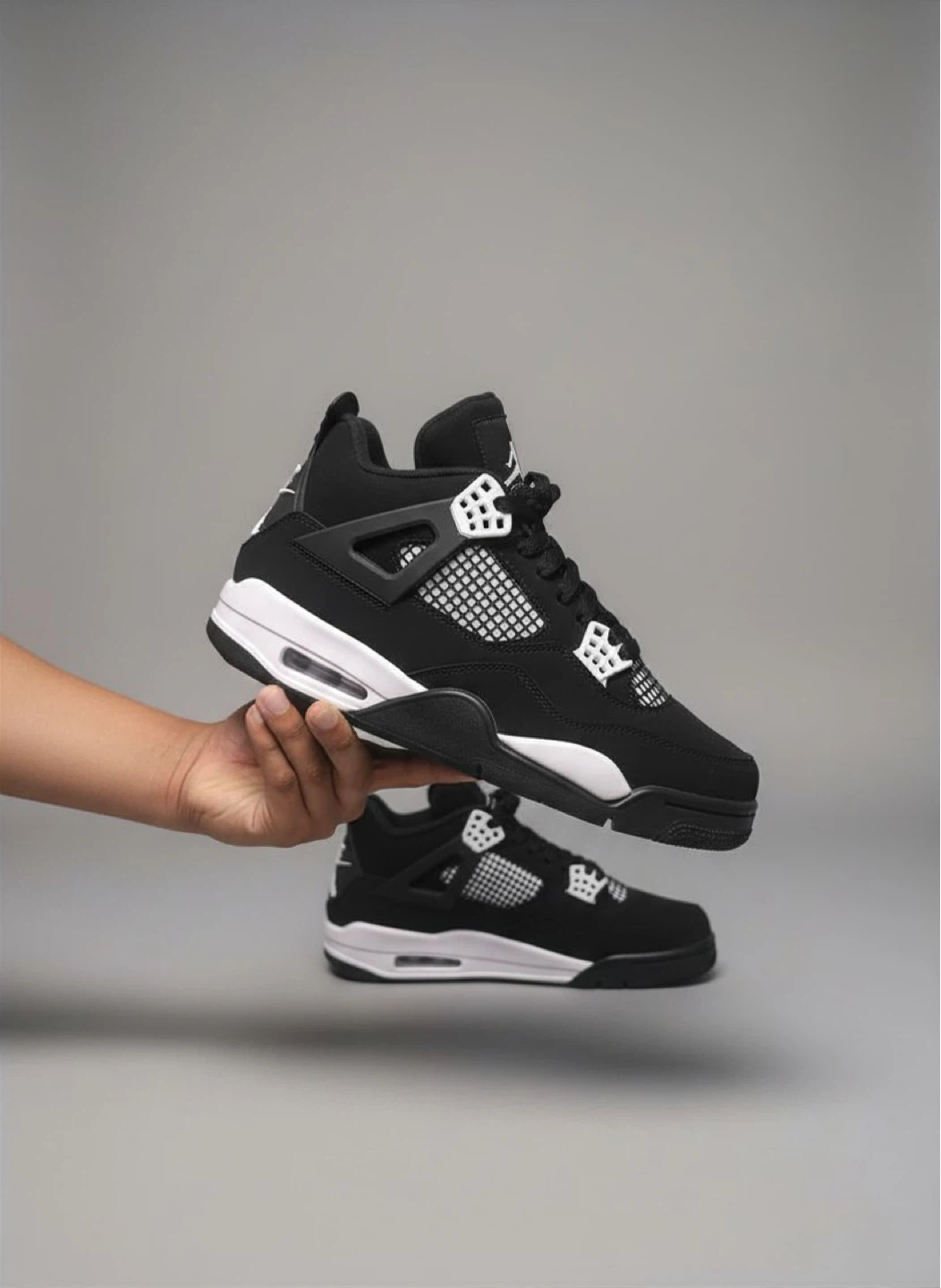 Air Jordan 4 Retro 'Black Cat' Sneakers