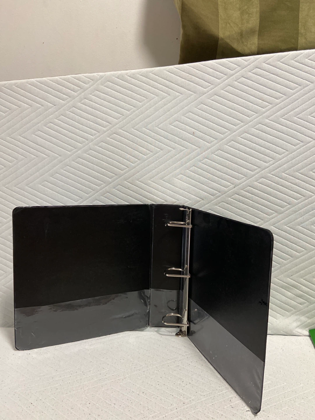 black 3 ring binder