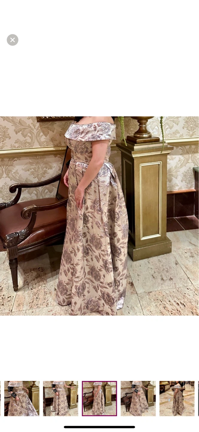 Women's Off-the-Shoulder Floral Brocade Gown - photo 3