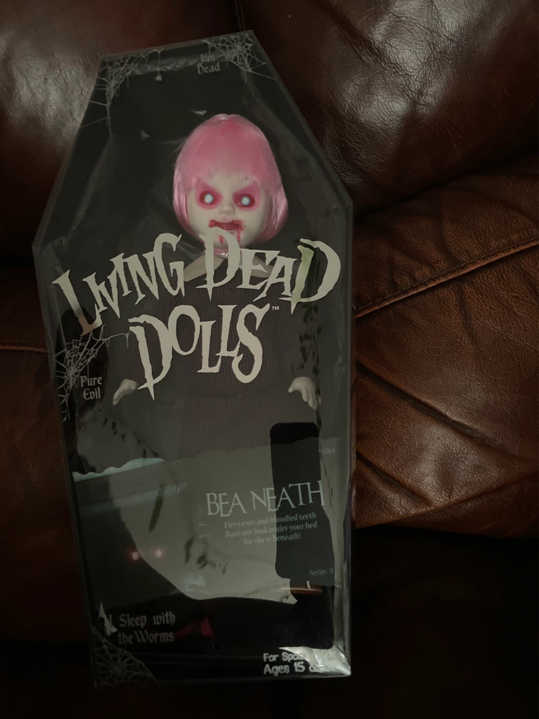 Living Dead Dolls Series 11 Bea Neath Doll - photo 4