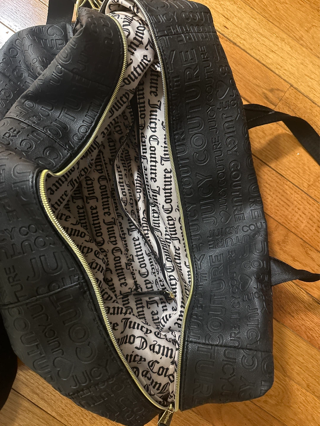 Juicy Couture Black Embossed Logo Duffle Bag - photo 2