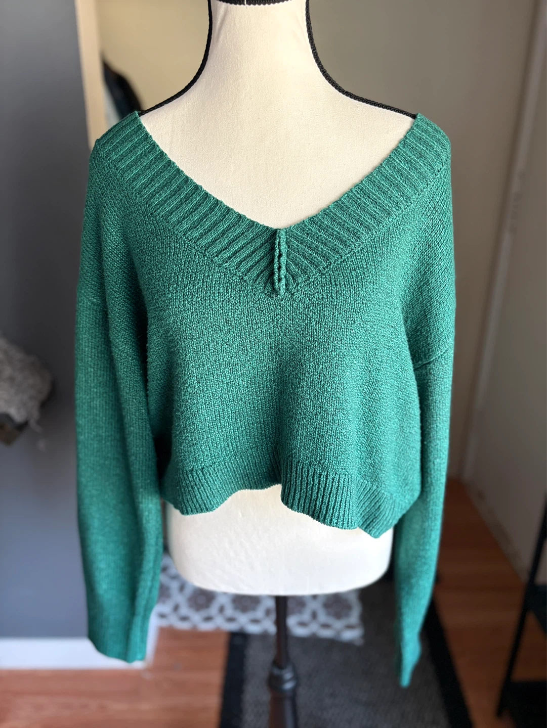 BDG Emerald Green Cropped Sweater - photo 2