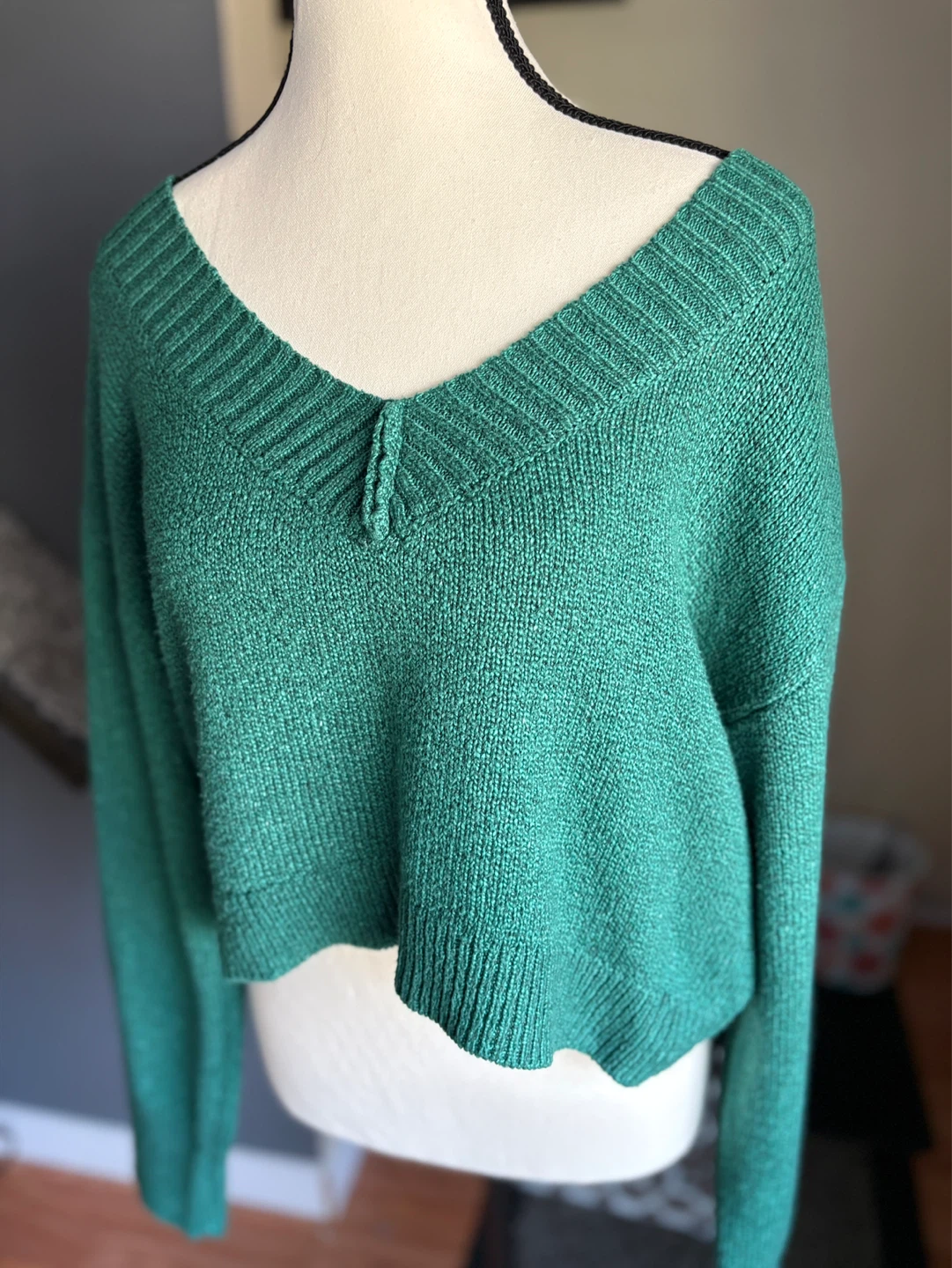 BDG Emerald Green Cropped Sweater - photo 3