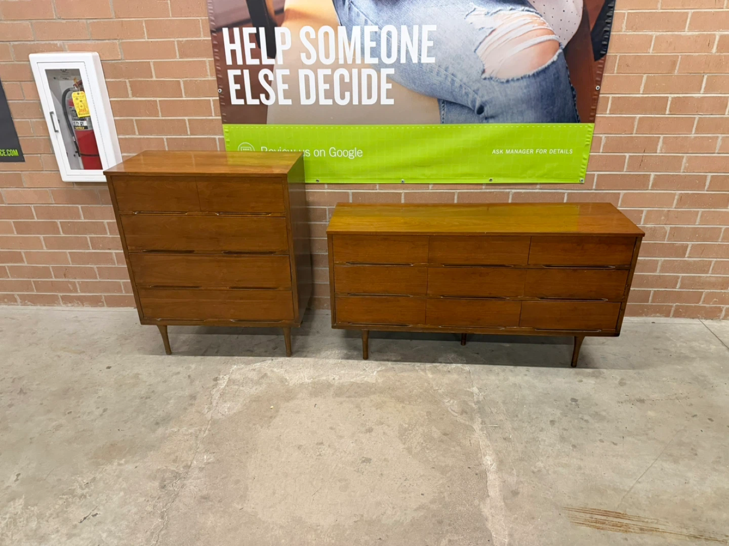 Mid-Century Modern Wood Dresser Set - photo 2