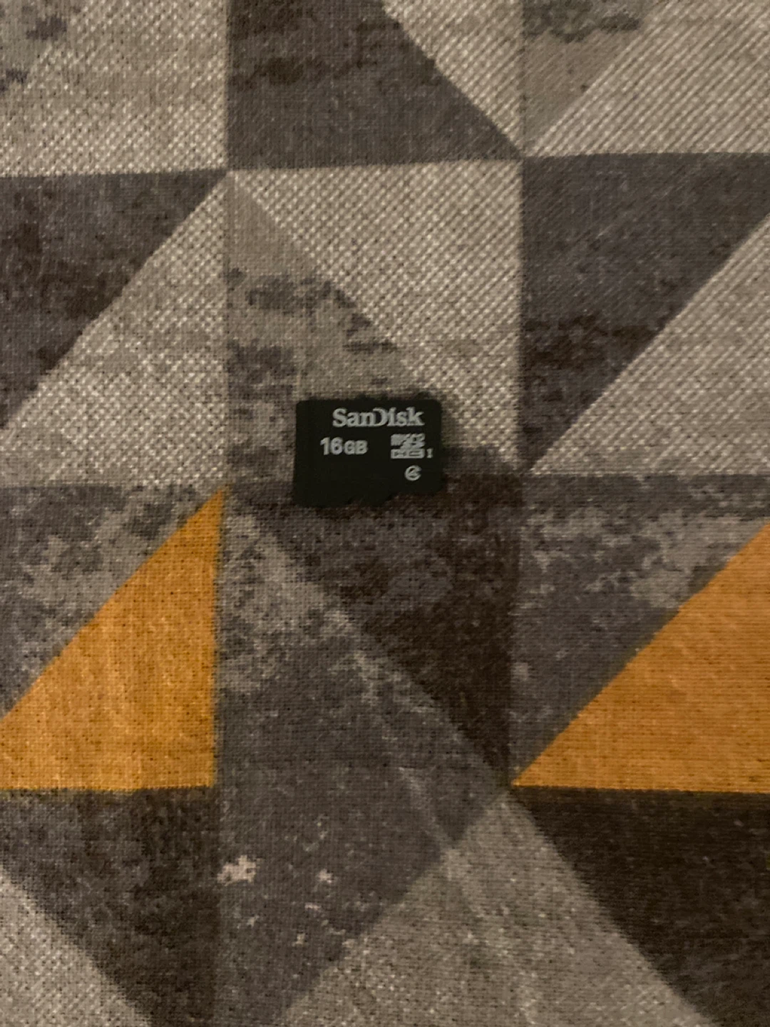 SanDisk 16GB microSD Card