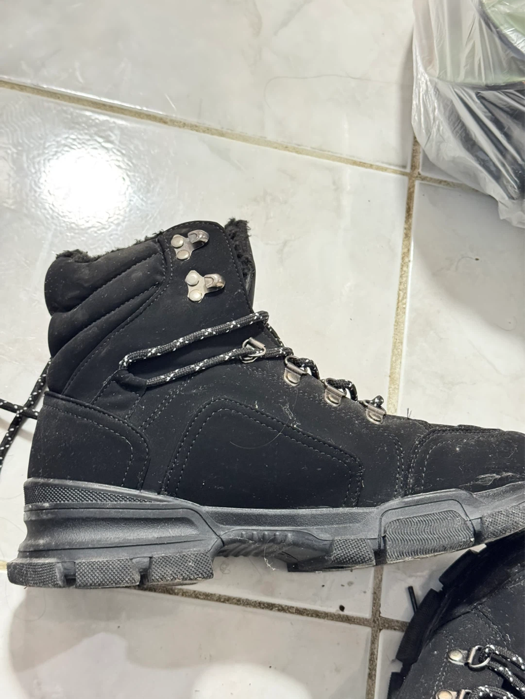 Ardene Black Insulated Winter Boots - Size 10 - photo 2