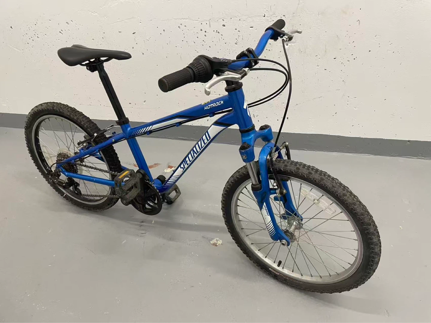 Specialized Hotrock Blue Kids Mountain Bike