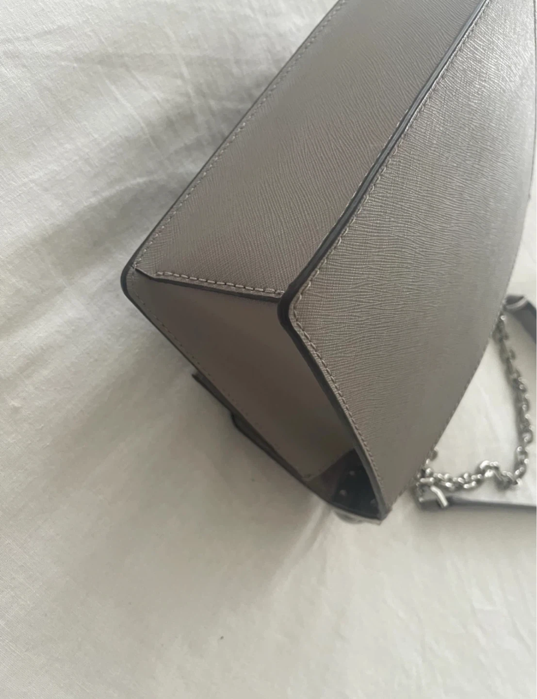 Michael Kors Grey Leather Chain Shoulder Bag - photo 4