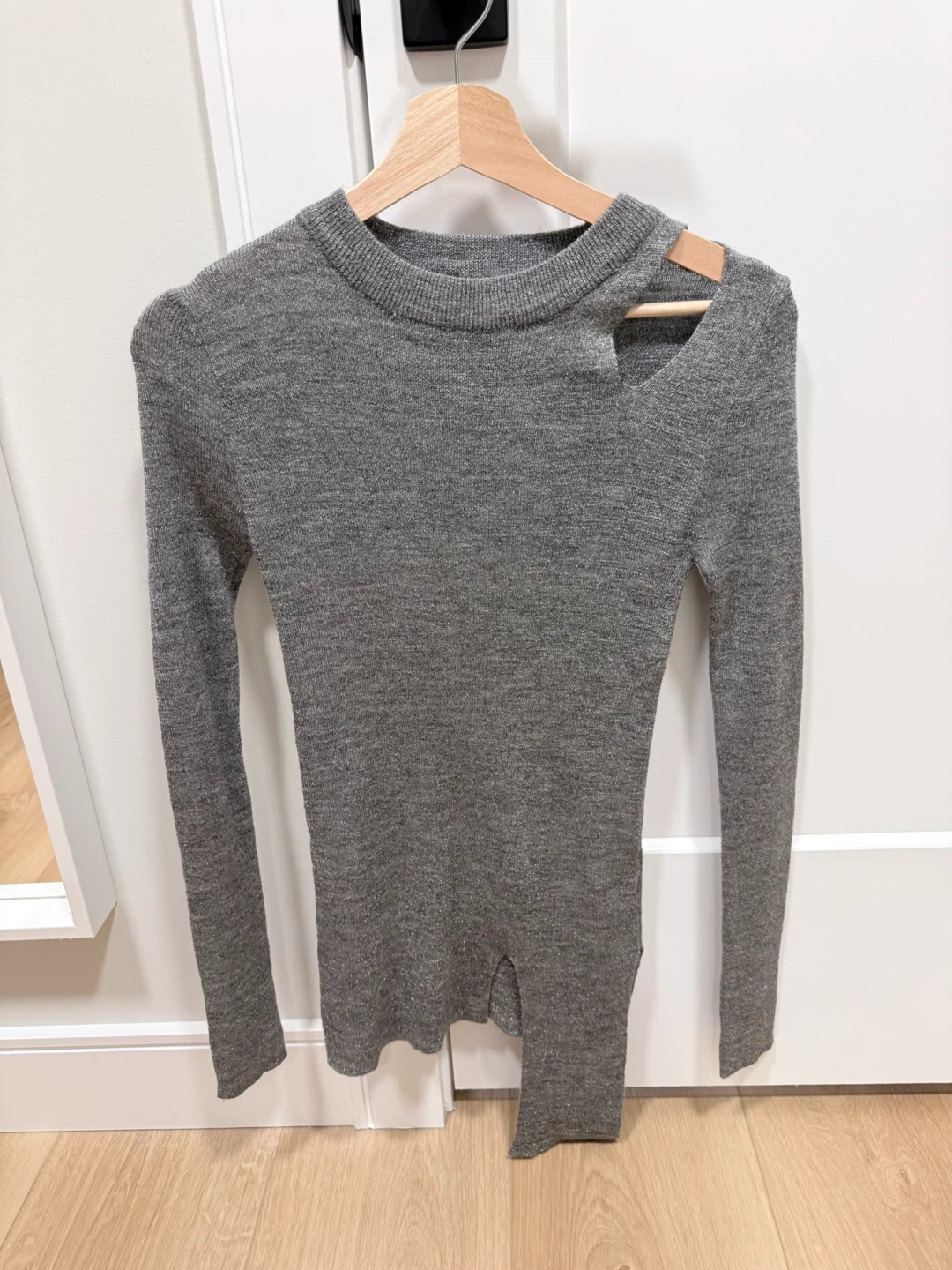 Punto Roma Grey Cut-Out Knit Sweater - photo 3