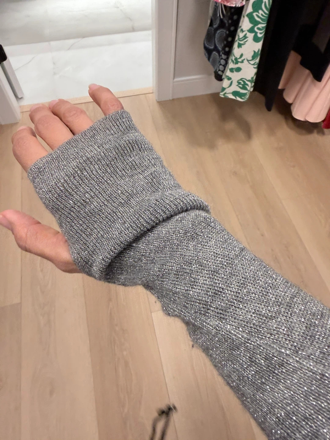 Punto Roma Grey Cut-Out Knit Sweater - photo 4