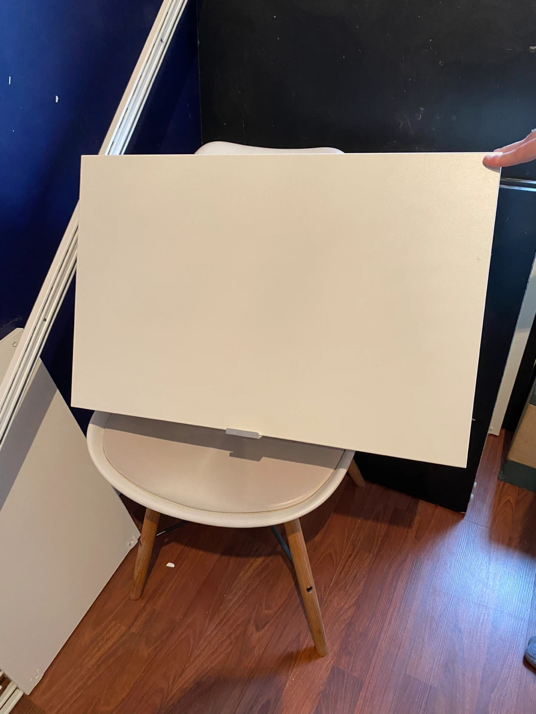 White Wall-Mounted Cabinet with Glass Shelf