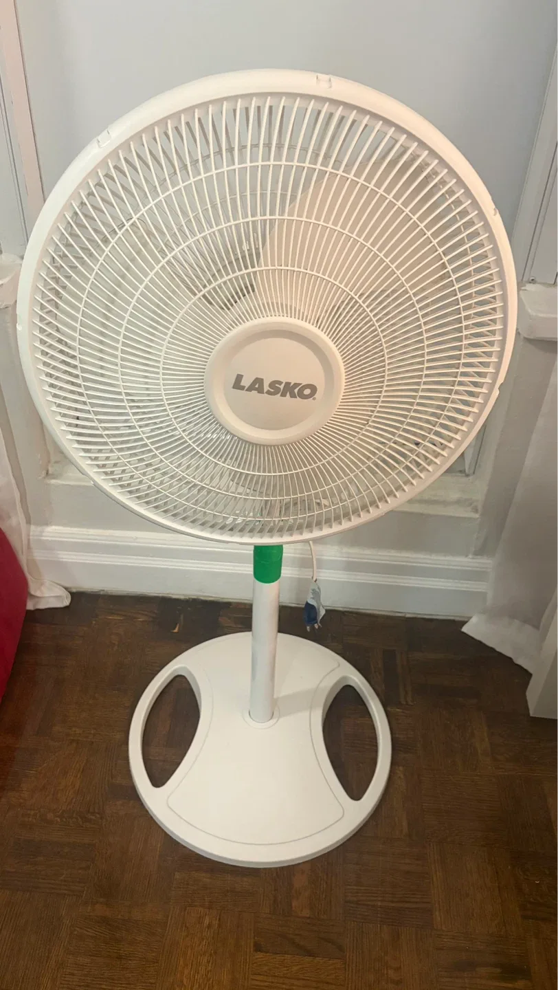 Lasko Pedestal Fan