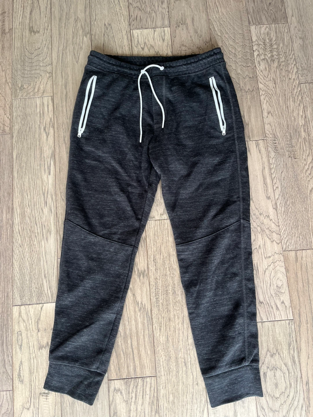 American Eagle Joggers M