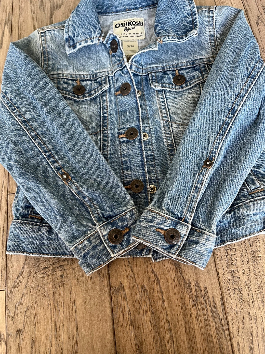 OshKosh B'gosh Denim Jacket Size 5 - photo 4