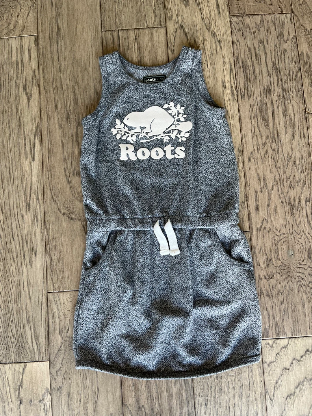 Roots Kids Grey Beaver Dress Size 5T