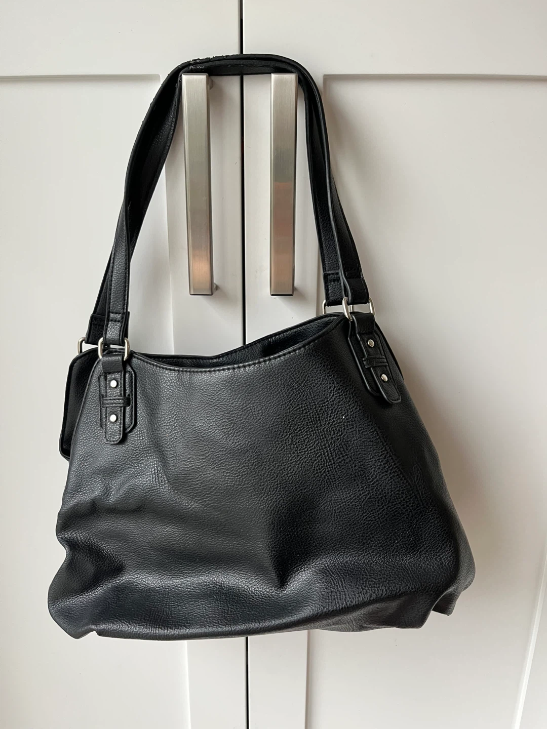 Black Jones New York Shoulder Bag - photo 4