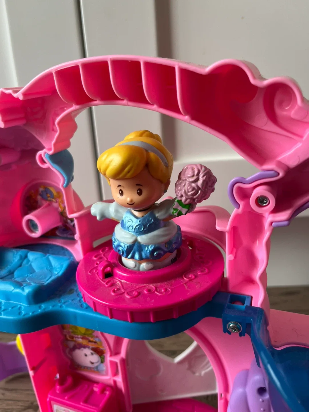Fisher-Price Little People Princess Castle Playset - photo 3