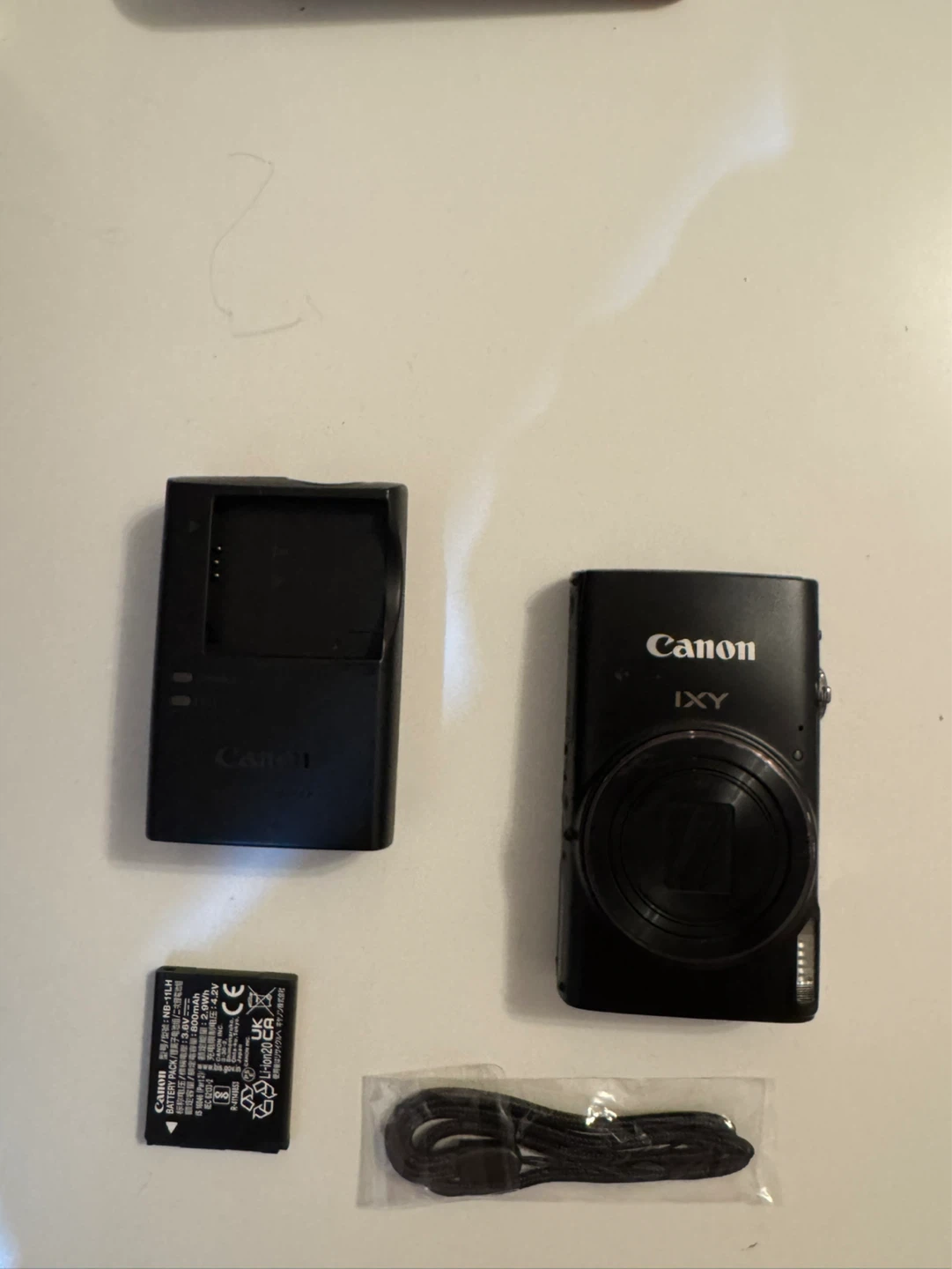 Canon IXY Digital Camera with Charger and Battery