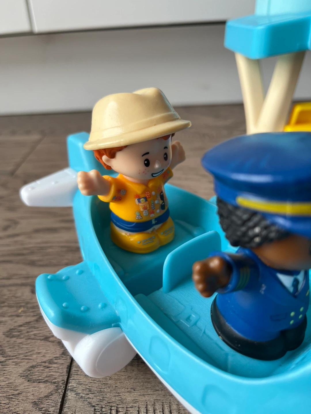 Fisher-Price Little People Airport Playset with Airplane - photo 3