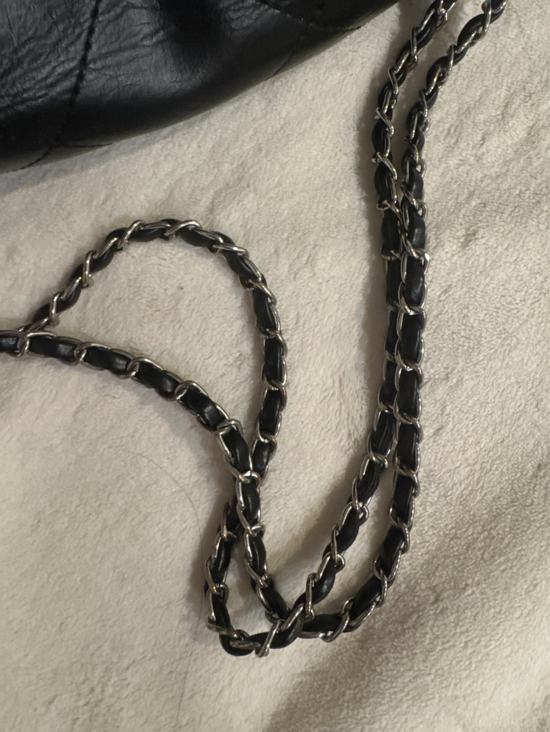Black Quilted Shoulder Bag - photo 4