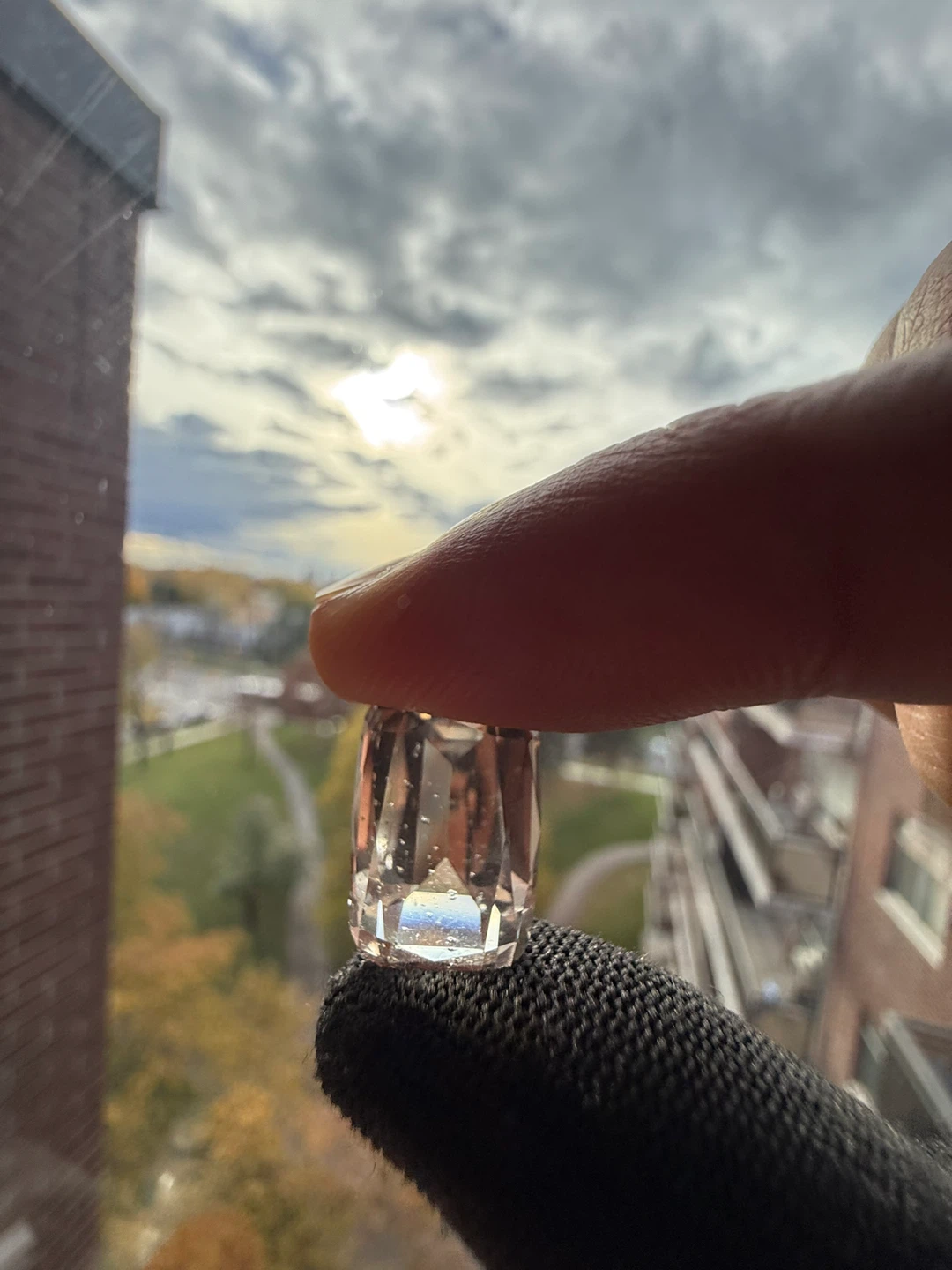 White topaz 16 Carat Natural Gemstone