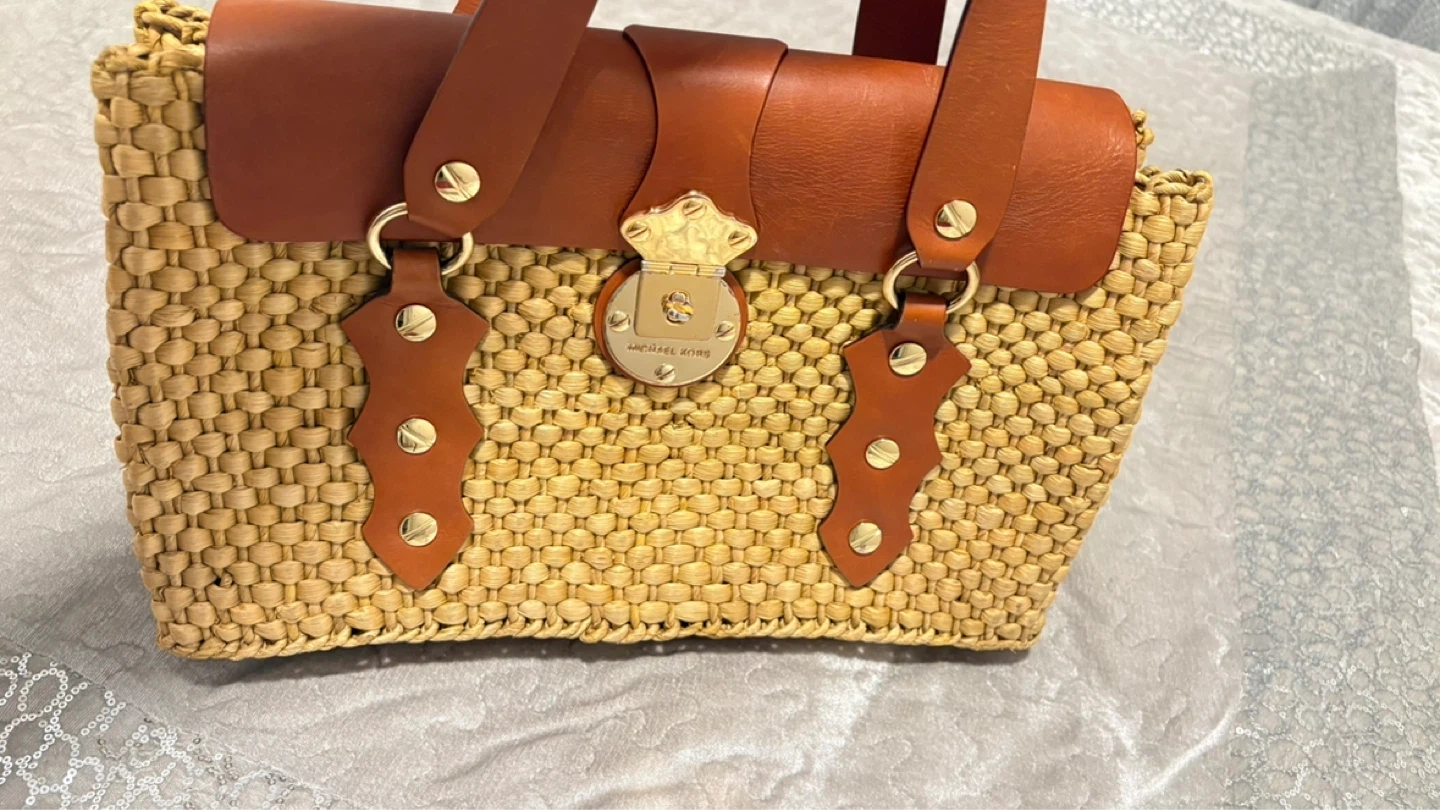 Michael Kors Straw and Leather Shoulder Bag - photo 2