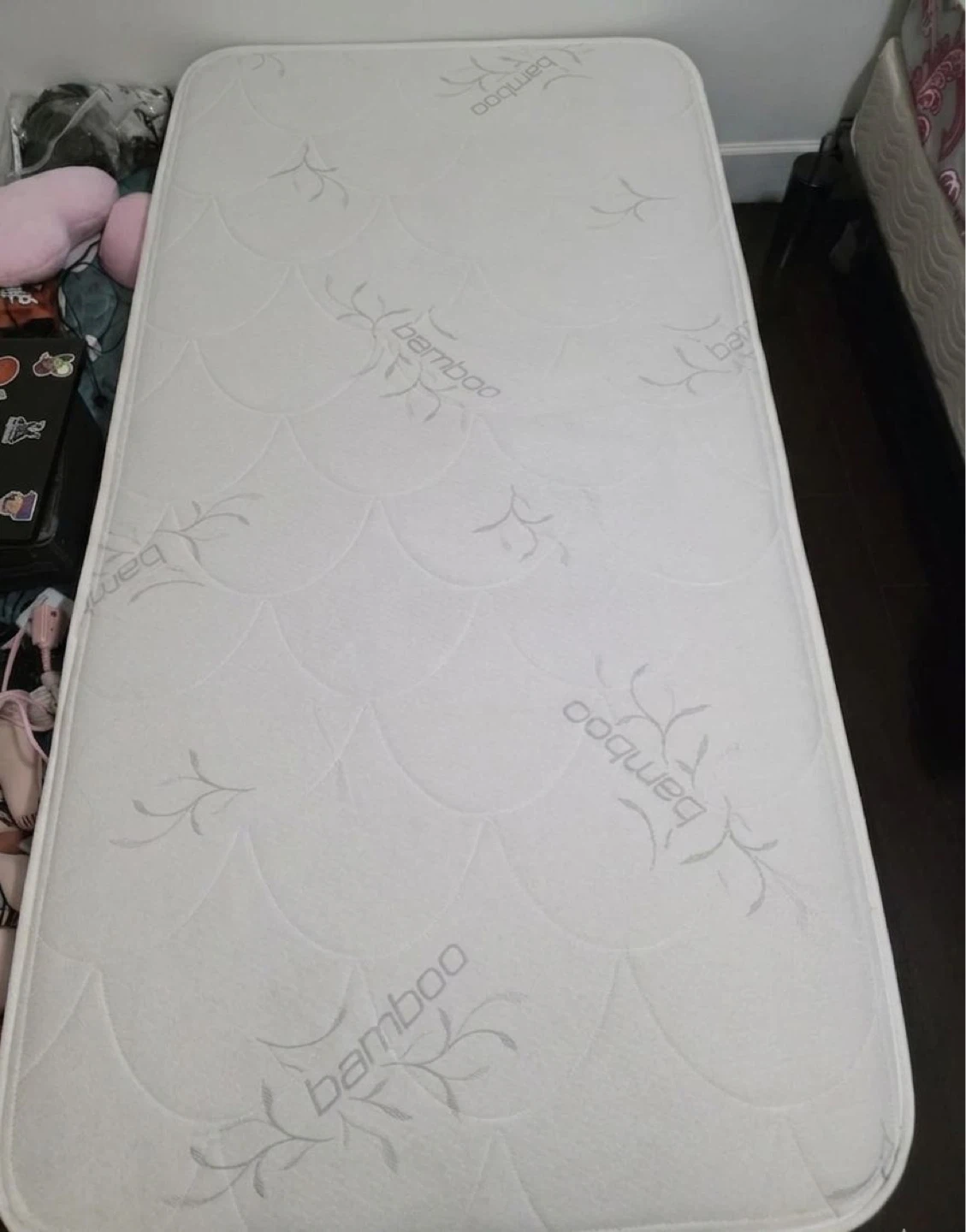 Single mattress