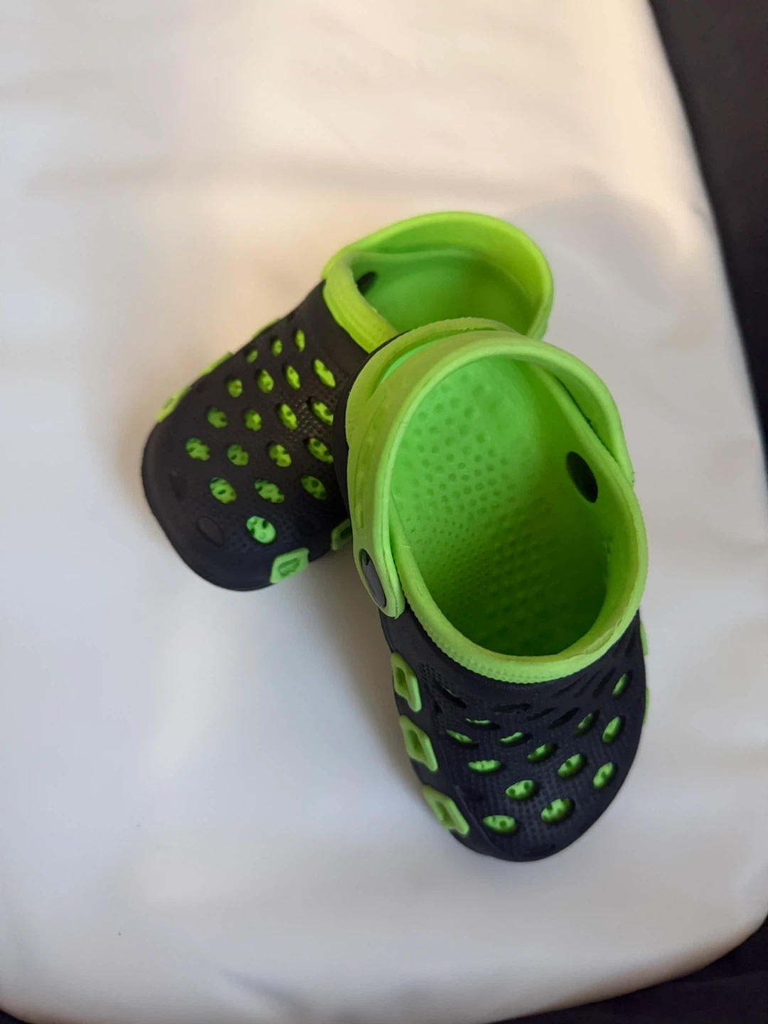 Toddler Black and Green Clogs with Dinosaur Charm