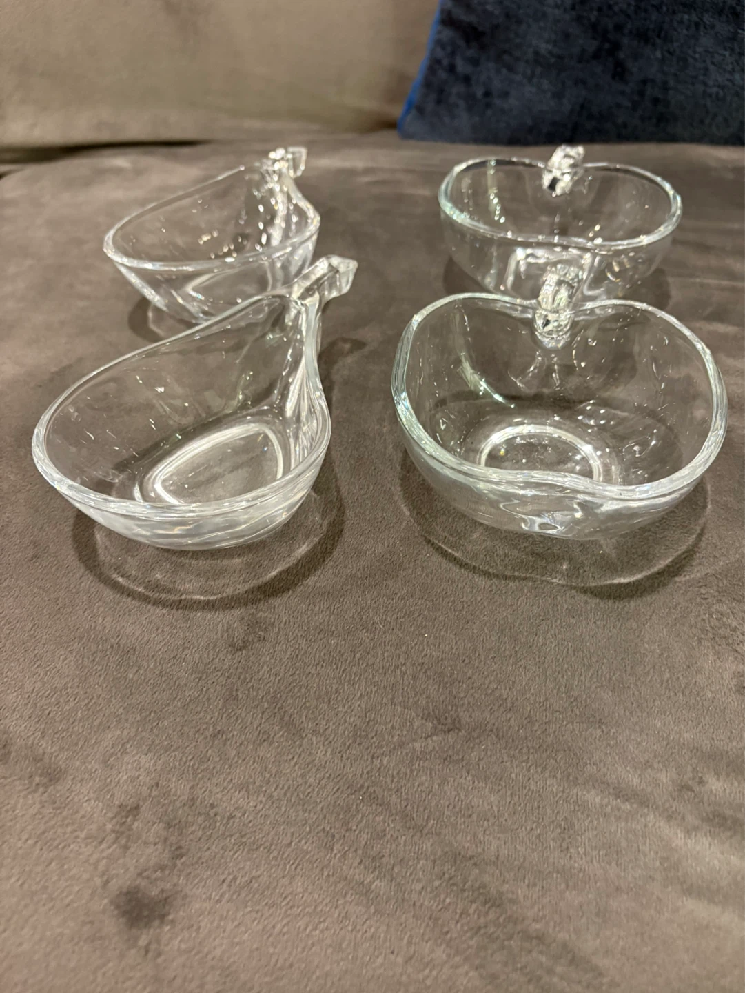 Set of 4 Glass Apple and Pear Shaped Small Bowls