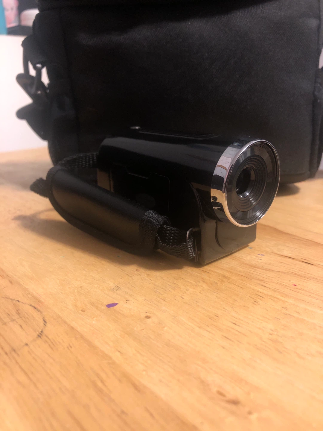 Black Digital Camcorder with Carrying Case - photo 3