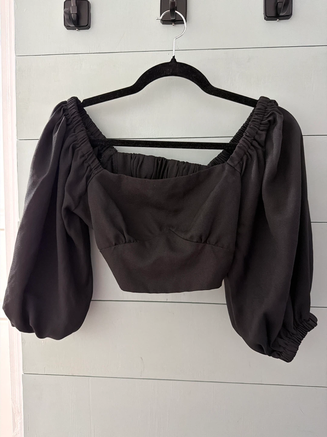 Black Square Neck Crop Top with Puff Sleeves - S