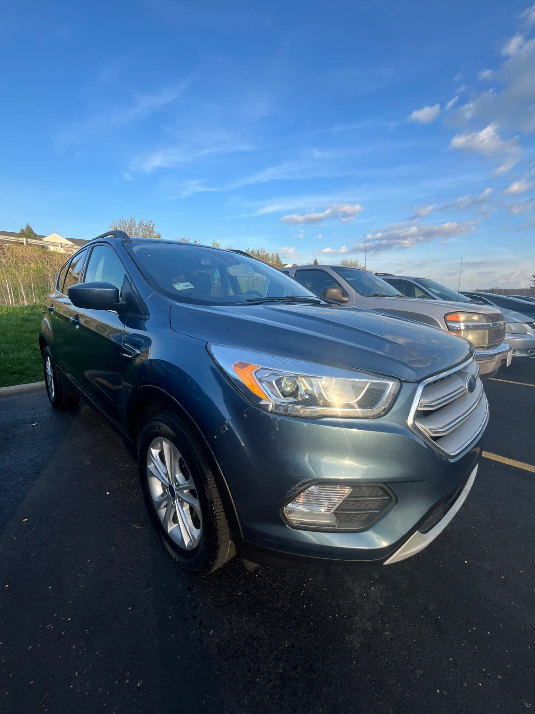 Blue Ford Escape SUV 79000 millas - photo 3