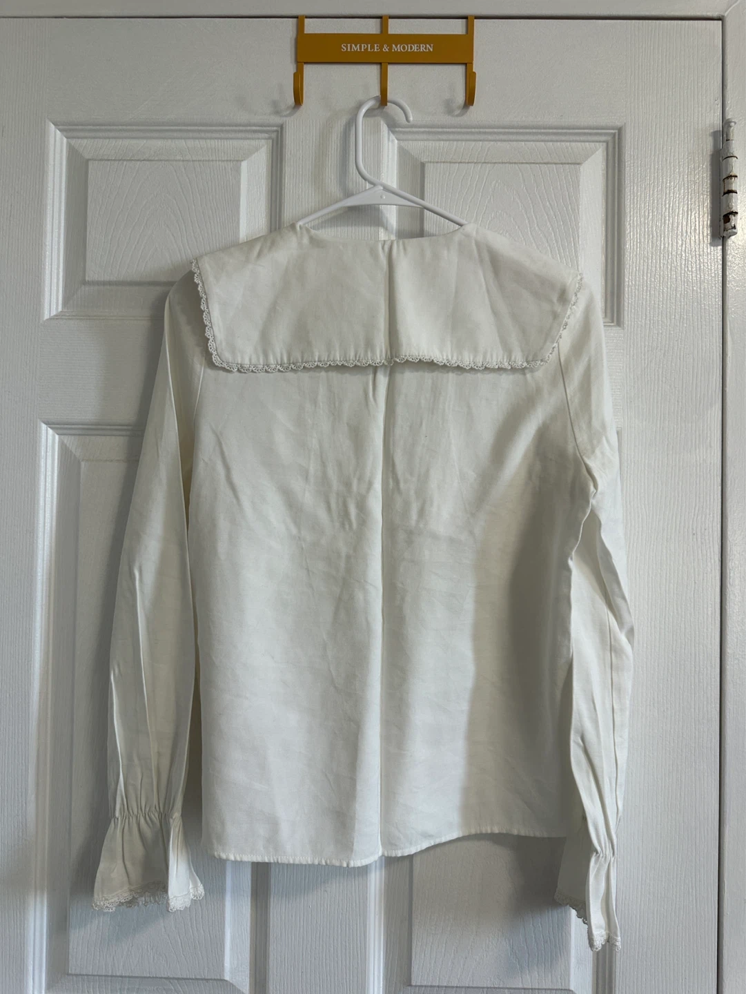 MIXXO White Button-Up Shirt - photo 3
