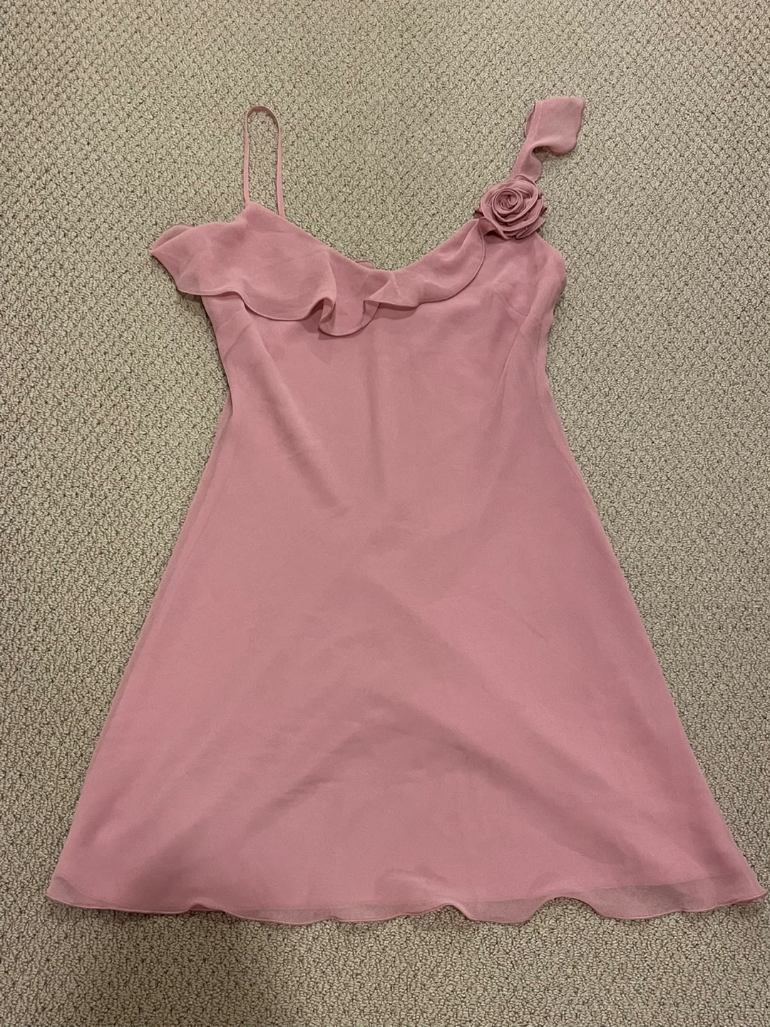 Aritzia Wilfred Pink Ruffle Dress
