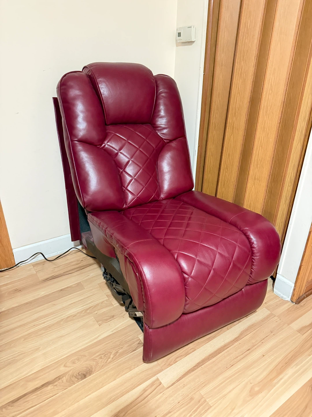 Red Leather Recliner/ gaming chair