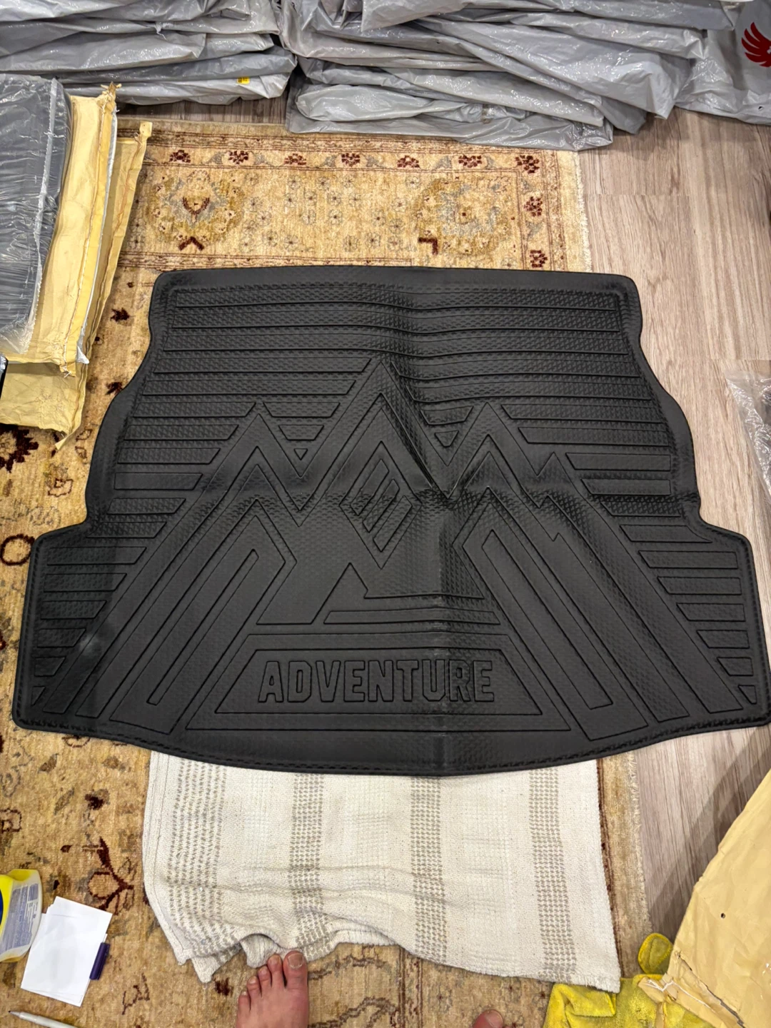 TOYOTA 4 Runner Rubber Trunk Mat - photo 2