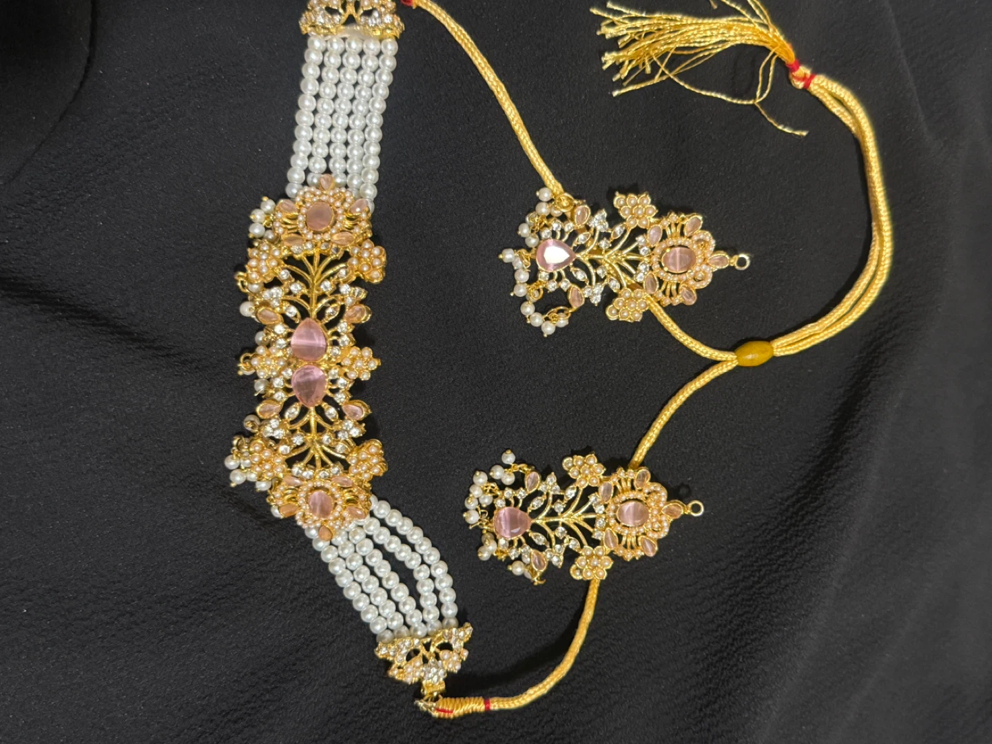Gold-tone Jewellery Set with Bangles - photo 2