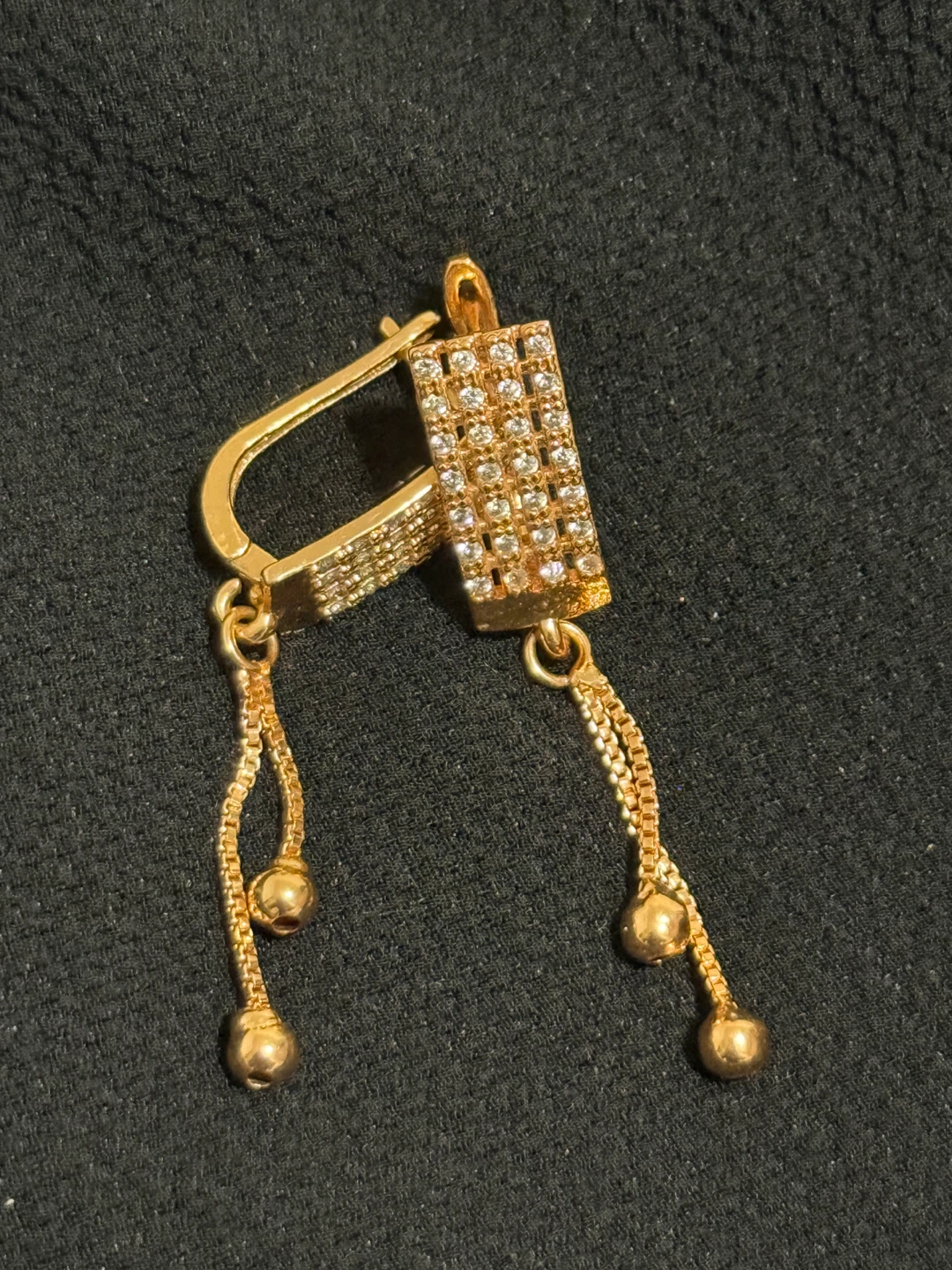 Gold-tone Jewellery Set with Bangles