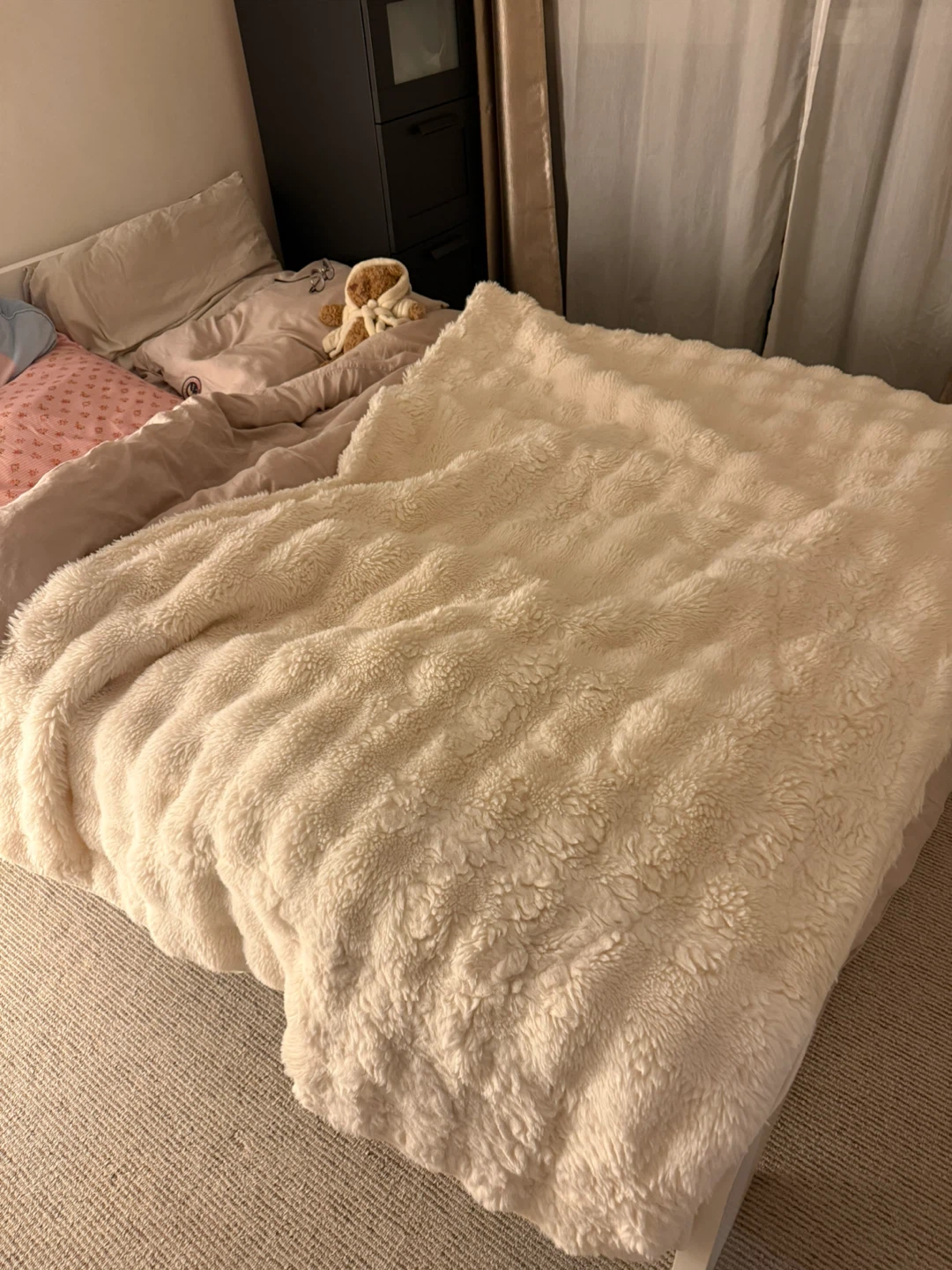 Cream Sherpa Fleece Blanket/sofa cover
