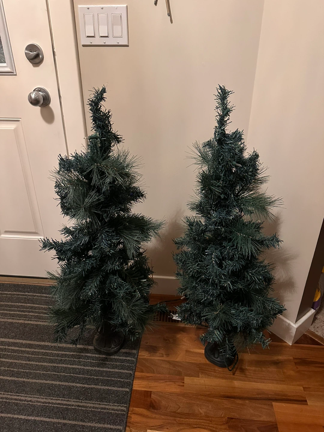 Pair of Pre-lit Artificial Christmas Trees - photo 2