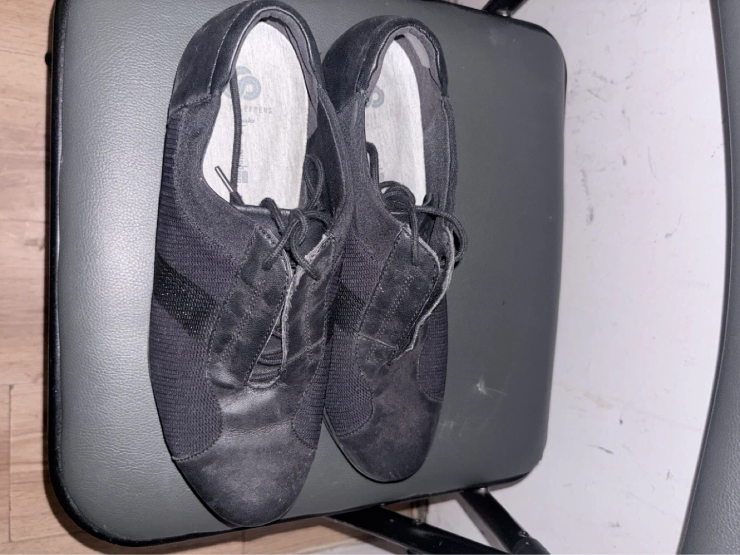 Black Orthopedic Sneakers - photo 2