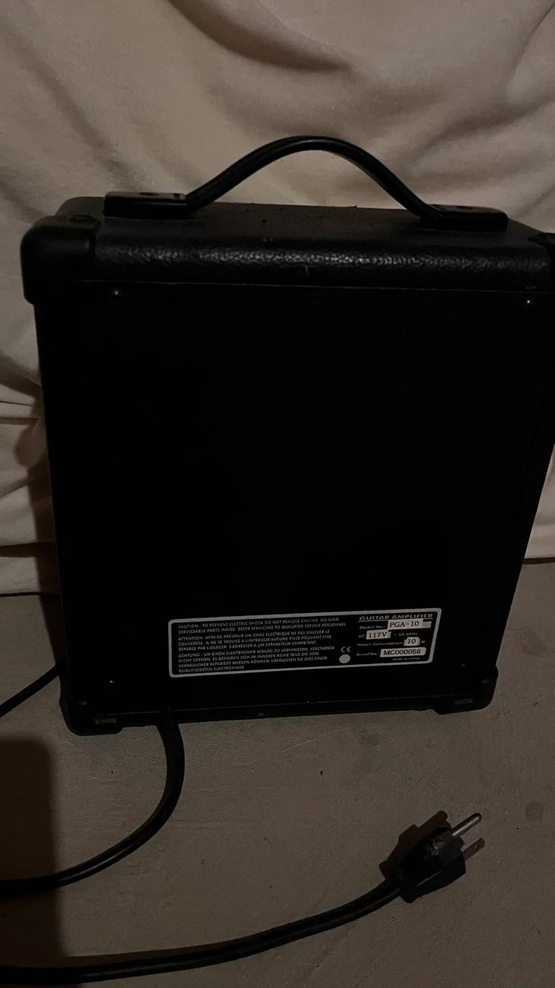 Typhoon PGA-10 Guitar Amplifier - photo 2