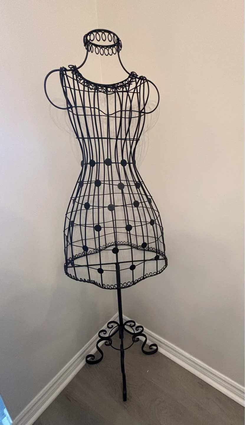 Wrought iron Mannequin Dress Form - photo 2