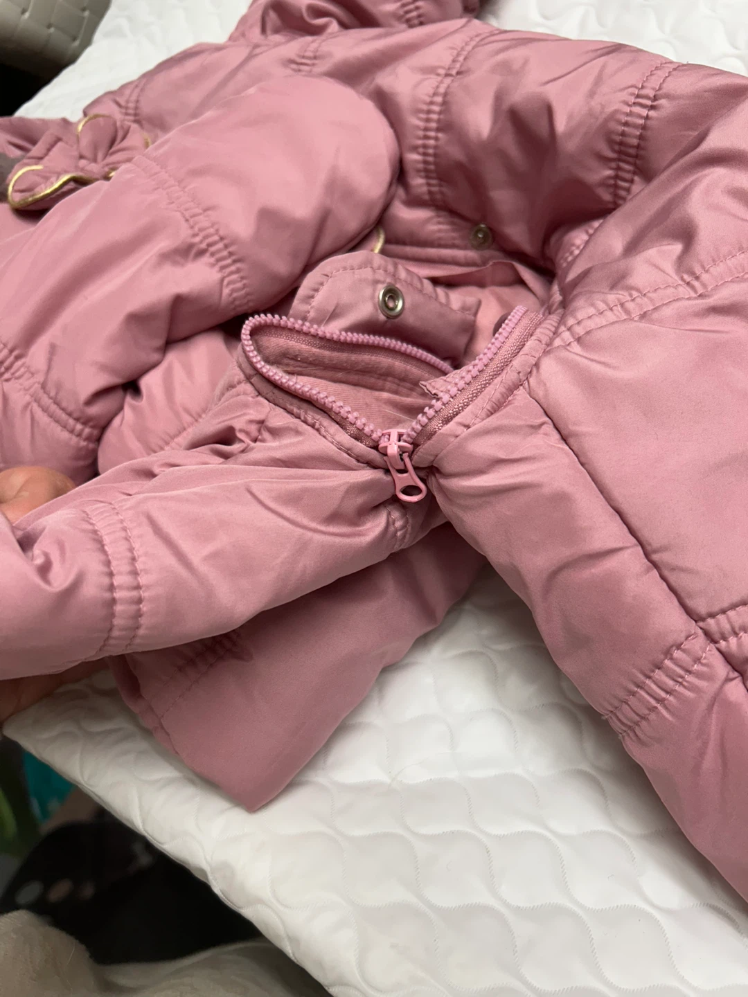 Pink Puffer Snowsuit - 6-9 Months - photo 4