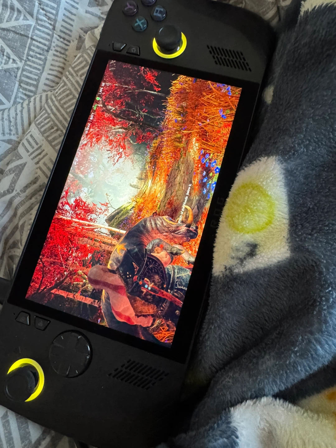 ASUS ROG Ally X Gaming Handheld - photo 2