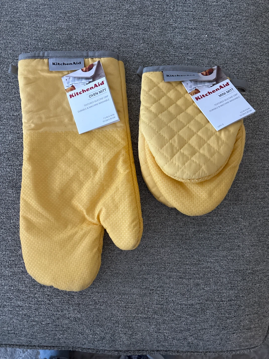 KitchenAid Oven Mitt Set with Mini Mitts - Yellow