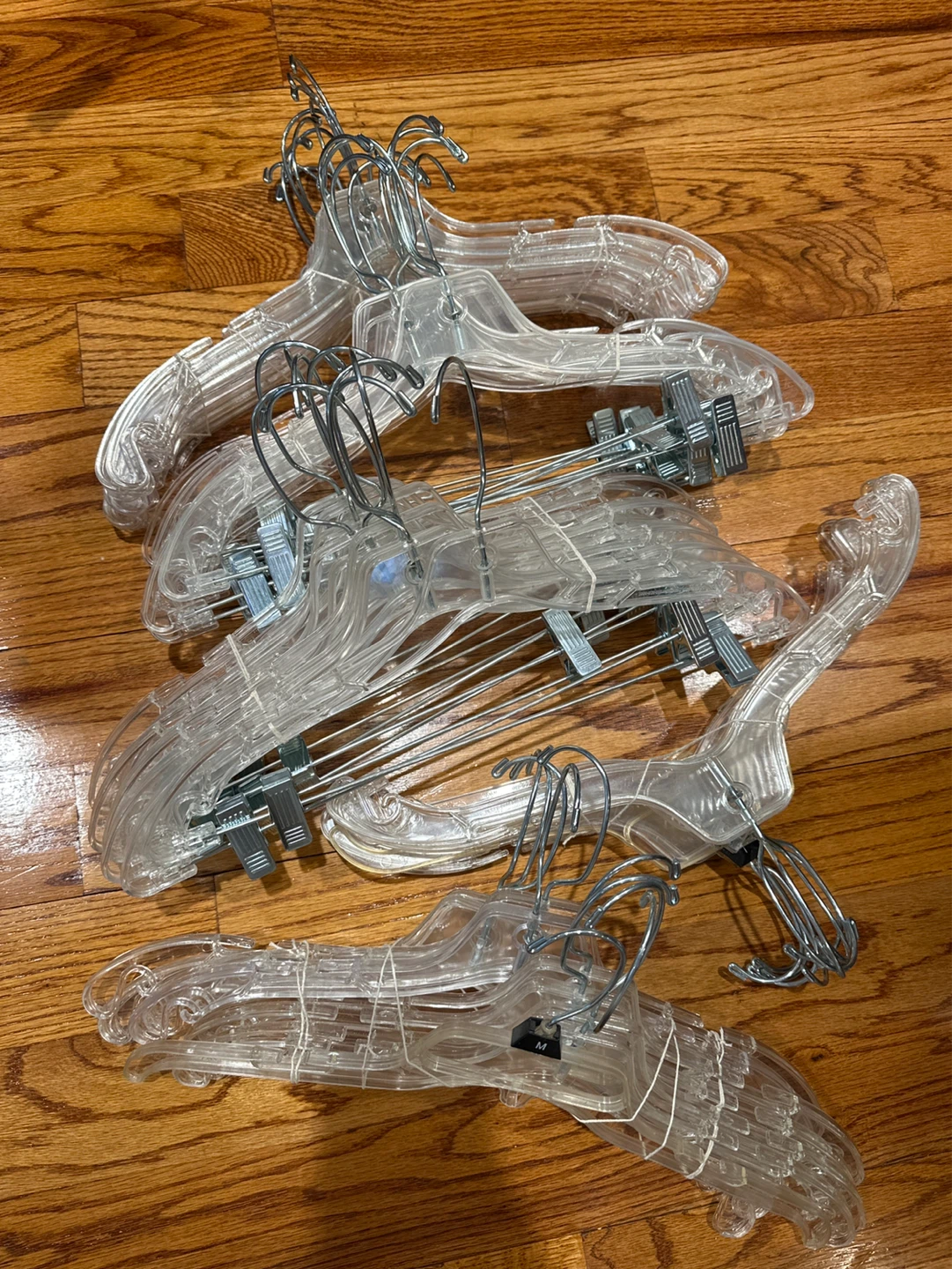 Set of  6 Clear Plastic Hangers with Clips - Size M