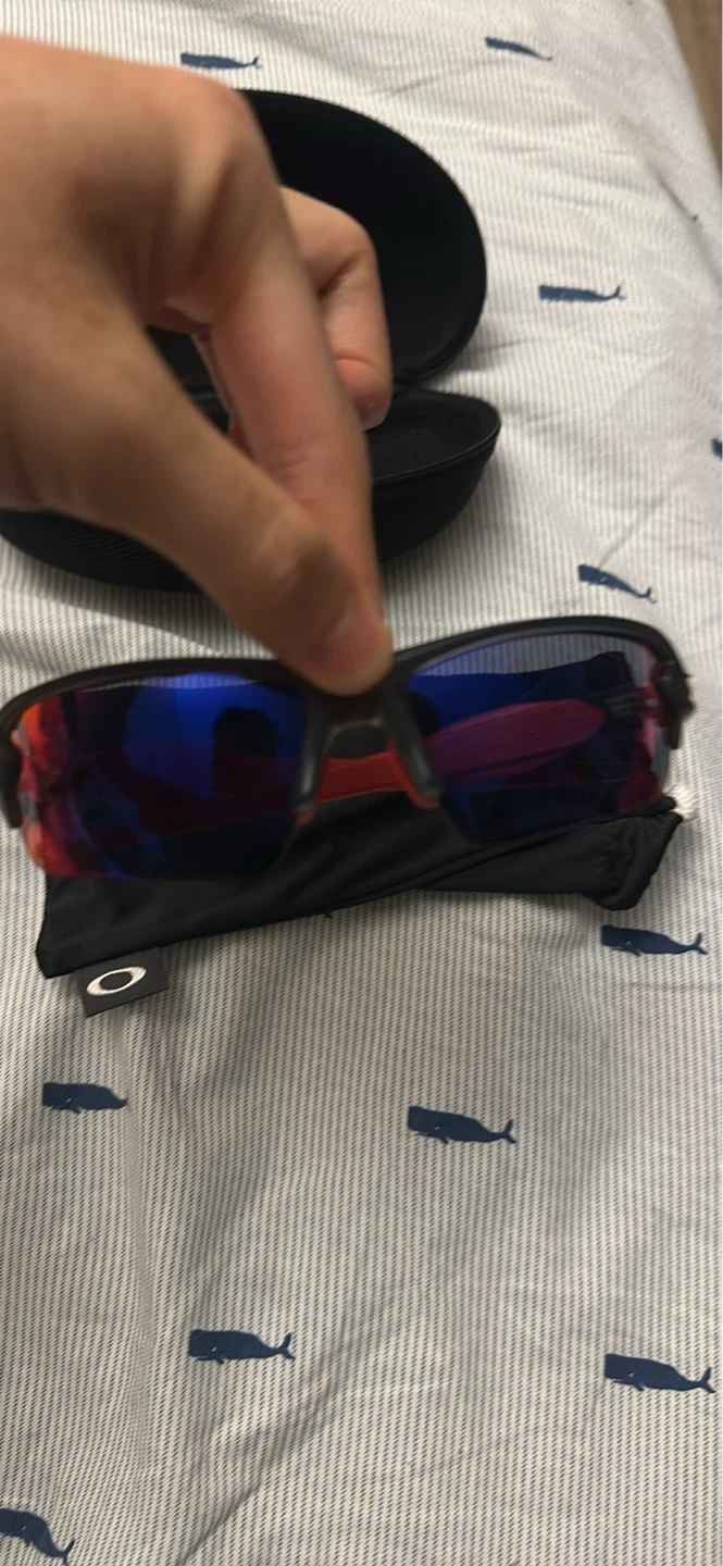Oakley Sunglasses with Hard Case and Pouch - photo 3