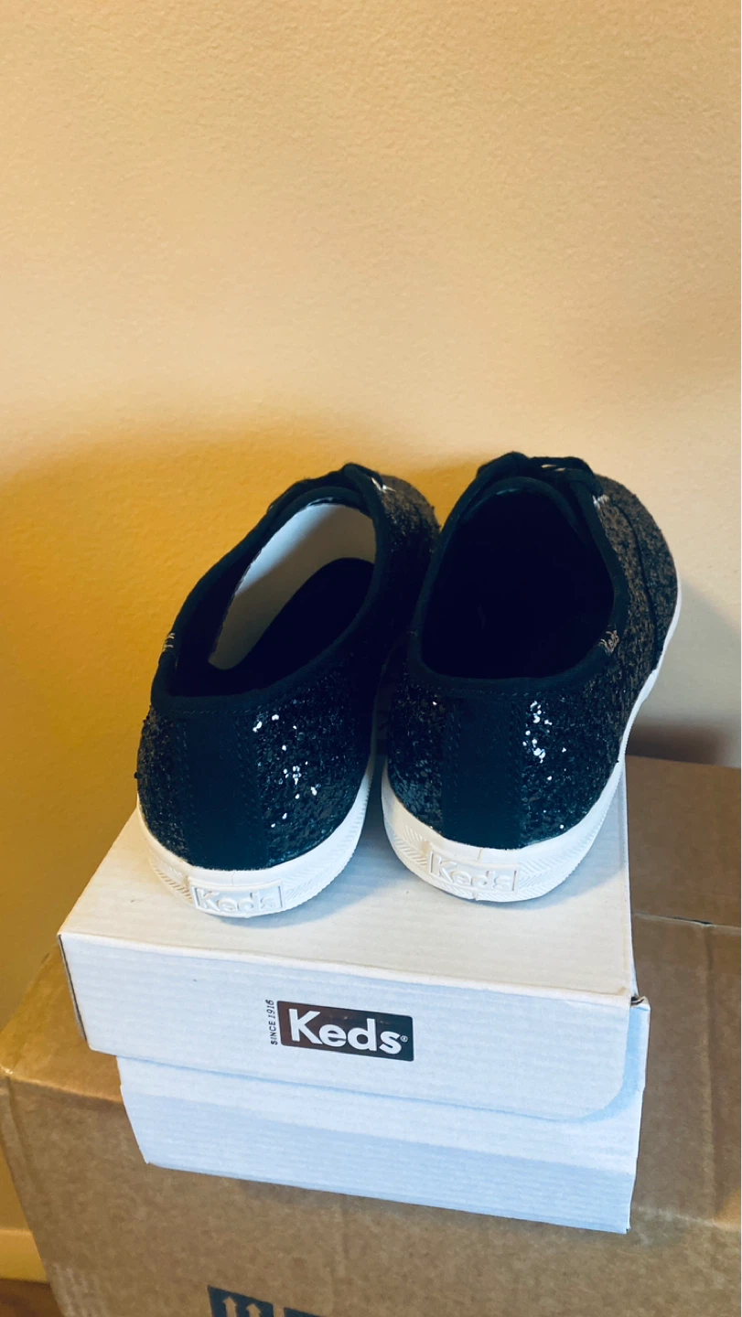 Keds 9.5 Glitter sneaker - photo 2