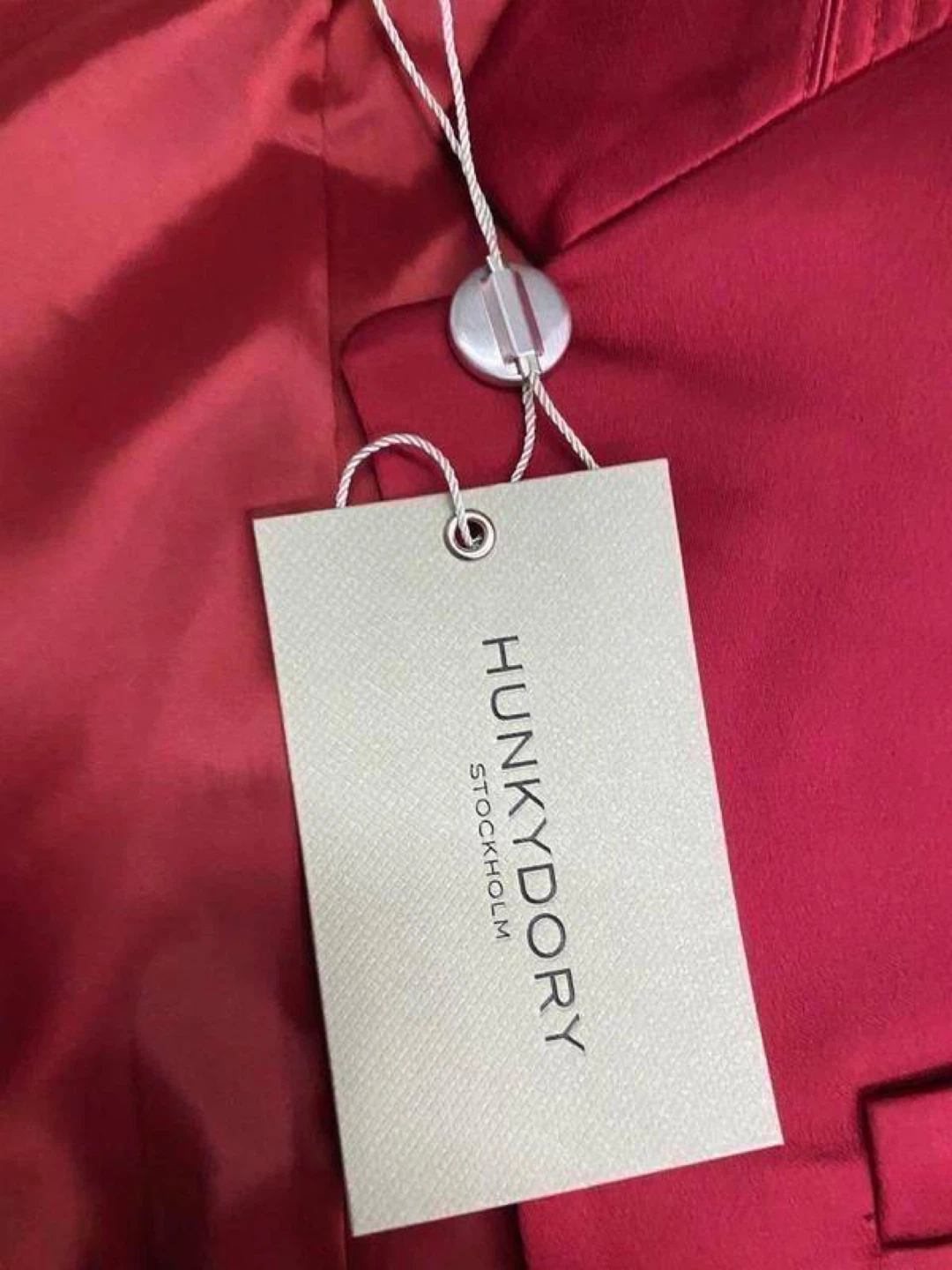 Hunkydory Red Satin Blazer – Size M - photo 4